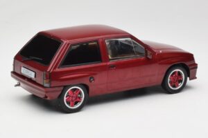Opel Corsa A Custom Rosso MCG 1:18 MCG18433 Pressofusione — immagine 2 di 6