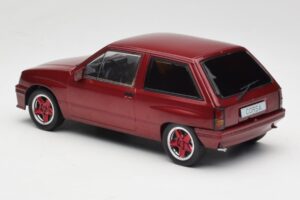 Opel Corsa A Custom Rosso MCG 1:18 MCG18433 Pressofusione — immagine 5 di 6