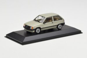 Opel Corsa A Swing Verde Minichamps 1:43 400045002 Pressofusione — immagine 2 di 4