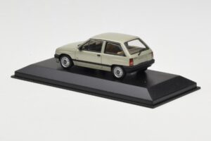 Opel Corsa A Swing Verde Minichamps 1:43 400045002 Pressofusione — immagine 3 di 4