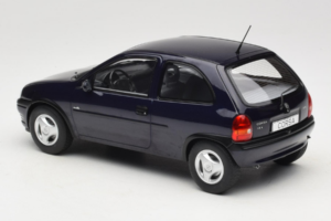 Opel Corsa B Dark Blue Metallic MCG 1:18 MCG18905 Pressofusione — immagine 5 di 6