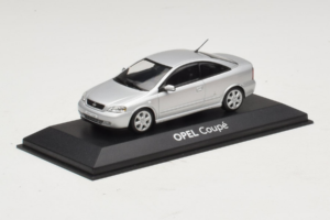 Opel Coupe Bertone Argento Minichamps 1:43 B24910027 Pressofusione — immagine 2 di 4