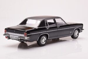 Opel Diplomat V8 Nero Norev 1:18 183687 Pressofusione — immagine 2 di 6