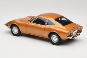 Opel GT Oro Minichamps 1:18 180049025 Pressofusione — immagine 7 di 8