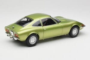 Opel GT Green Metallic Minichamps 1:18 180049029 Pressofusione — immagine 3 di 8