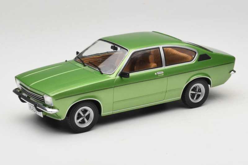 Opel Kadett C Coupe Verde MCG 1:18 MCG18599 Pressofusione