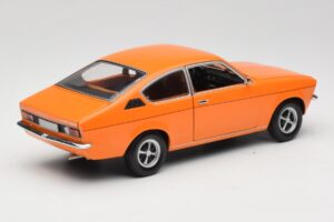 Opel Kadett C Coupe Arancione Minichamps 1:18 180045622 Pressofusione — immagine 3 di 8