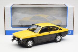 Opel Kadett C GT/E Nero Giallo MCG 1:18 MCG18190 Pressofusione — immagine 6 di 6