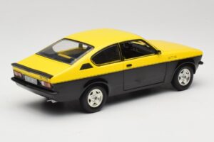Opel Kadett C GT/E Giallo & Nero Minichamps 1:18 180045521 Pressofusione — immagine 3 di 8