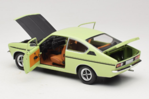 Opel Kadett C SR Verde Minichamps 1:18 180045625 Pressofusione — immagine 5 di 8