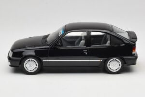Opel Kadett E GSi Nero Metallizzato Helmut Schmidt Norev 1:18 183617 Pressofusione — immagine 3 di 6