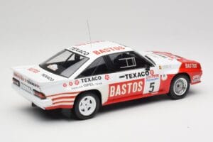 Opel Manta 400 #5 G. Colsoul Rally Ypres 1985 IXO 1:18 18RMC134 Pressofusione — immagine 2 di 6