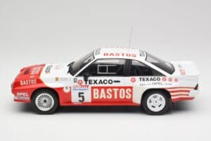 Opel Manta 400 #5 G. Colsoul Rally Ypres 1985 IXO 1:18 18RMC134 Pressofusione — immagine 3 di 6