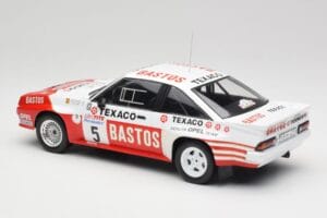 Opel Manta 400 #5 G. Colsoul Rally Ypres 1985 IXO 1:18 18RMC134 Pressofusione — immagine 5 di 6