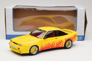 Opel Manta B Mattig Giallo con Fiamma MCG 1:18 MCG18115 Pressofusione — immagine 6 di 6