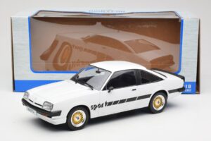 Opel Manta B Sport Bianco MCG 1:18 MCG18237 Pressofusione — immagine 6 di 6
