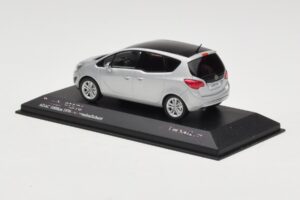 Opel Meriva B Argento Metallizzato Minichamps 1:43 400040000 Pressofusione — immagine 3 di 4
