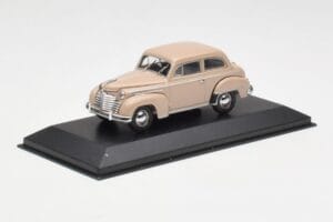 Opel Olympia A Beige Minichamps 1:43 430040404 Pressofusione — immagine 2 di 4