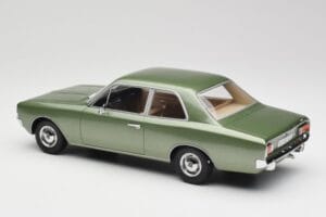Opel Rekord C Green Metallic Minichamps 1:18 107047000 Resina — immagine 5 di 6