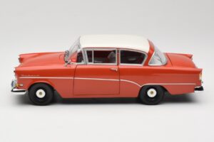 Opel Rekord P1 Rosso Minichamps 1:18 180043201 Pressofusione — immagine 4 di 8