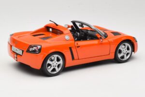Opel Speedster Arancione Maisto 1:18 31615 Pressofusione — immagine 3 di 8