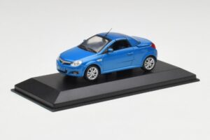 Opel Tigra Twin Top Blu Minichamps 1:43 919084 Pressofusione — immagine 2 di 4