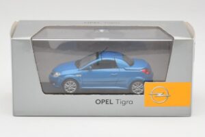 Opel Tigra Twin Top Blu Minichamps 1:43 919084 Pressofusione — immagine 4 di 4