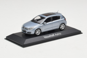 Opel Astra H Blue Metallic Minichamps 1:43 ASTRA004 Pressofusione — immagine 2 di 4