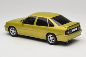 Opel Vectra A 2000 16V Giallo MCG 1:18 MCG18463 Pressofusione — immagine 5 di 6