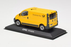Opel Vivaro A Deutsche Post Minichamps 1:43 430040562 Pressofusione — immagine 3 di 4