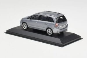 Opel Zafira A OPC Light Blue Metallic Minichamps 1:43 ZAFIRA001 Pressofusione — immagine 3 di 4