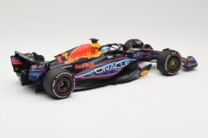 Oracle Red Bull Racing RB19 #1 M. Verstappen Winner Miami GP 2023 Minichamps 1:18 110230501 Pressofusione — immagine 2 di 6