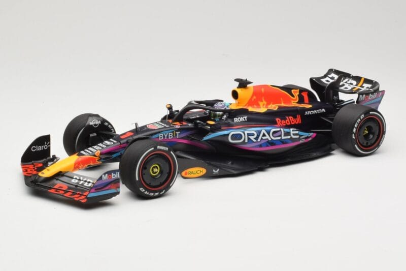 Oracle Red Bull Racing RB19 #1 M. Verstappen Winner Miami GP 2023 Minichamps 1:18 110230501 Pressofusione