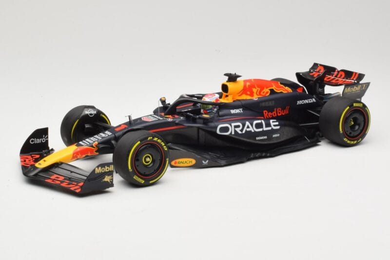 Red Bull Racing RB20 #1 M. Verstappen Winner China GP 2024 Minichamps 1:18 110240501 Pressofusione