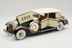 Packard Brewster Bianco Signature Models 1:18 PACKARD001 Pressofusione — immagine 2 di 8