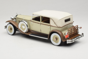 Packard Brewster Bianco Signature Models 1:18 PACKARD001 Pressofusione — immagine 7 di 8