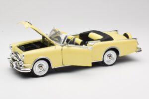 Packard Caribbean Cabriolet Giallo Road Signature 1:18 92798 Pressofusione — immagine 2 di 8