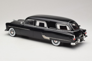 Packard Henney Nero BoS Models 1:18 BOS342 Pressofusione — immagine 5 di 6