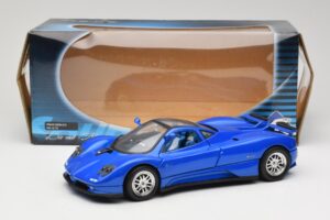 Pagani Zonda C12 Blu Solido 1:18 8172 Pressofusione — immagine 8 di 8