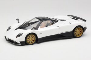 Pagani Zonda F Bianco Mondo Motors 1:18 157655 Pressofusione