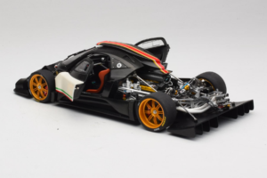 Pagani Zonda R Revolucion Bianco AUTOart 1:18 78262 Pressofusione — immagine 5 di 8