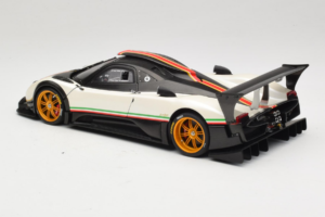 Pagani Zonda R Revolucion Bianco AUTOart 1:18 78262 Pressofusione — immagine 7 di 8