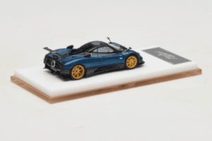 Pagani Zonda Tricolore Exposed Carbon Blu Henson & Heaven 1:64 PZTECB01 Pressofusione — immagine 3 di 7