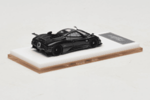 Pagani Zonda Tricolore Exposed Carbon Henson & Heaven 1:64 PZTEC01 Pressofusione — immagine 3 di 7