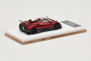 Pagani Zonda Tricolore Rosso Henson & Heaven 1:64 PZTR01 Pressofusione — immagine 3 di 7