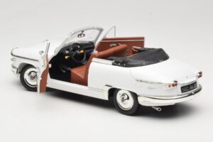 Panhard PL17 Cabriolet Bianco Solido 1:18 8174 Pressofusione — immagine 5 di 8