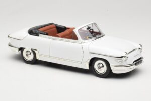 Panhard PL17 Cabriolet Bianco Solido 1:18 8174 Pressofusione — immagine 6 di 8