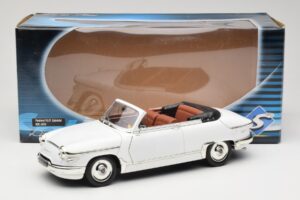 Panhard PL17 Cabriolet Bianco Solido 1:18 8174 Pressofusione — immagine 8 di 8