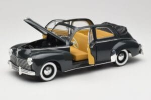 Peugeot 203 Cabriolet Nero Solido 1:18 8156 Pressofusione — immagine 2 di 8