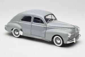 Peugeot 203 Gris Clair Solido 1:18 8145 Pressofusione — immagine 6 di 8